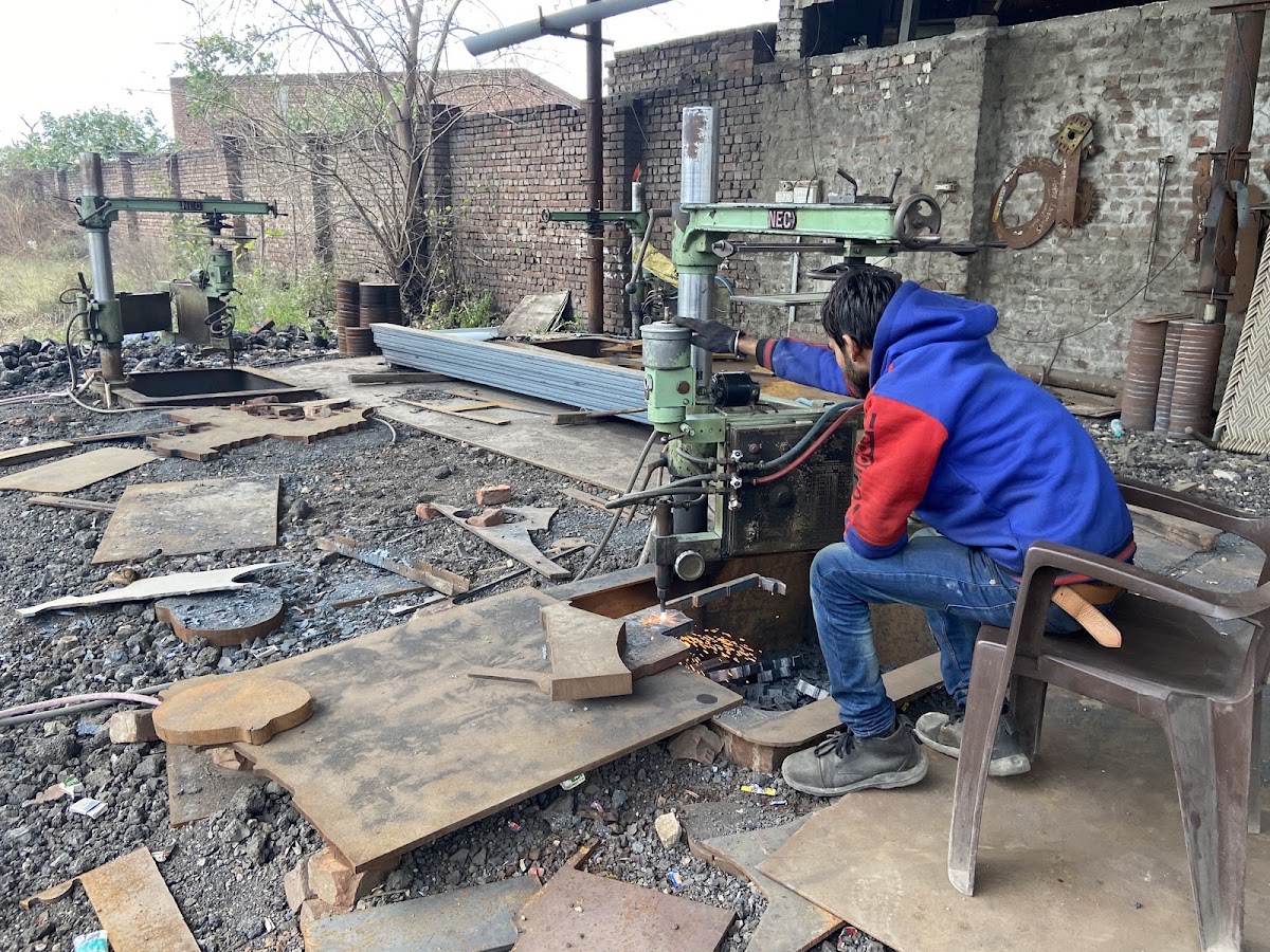 Garg Plate & Iron Store